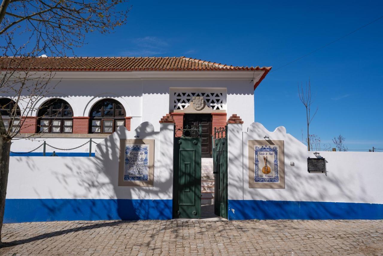 Bed and Breakfast Escola Do Fado Vila Fernando  Esterno foto